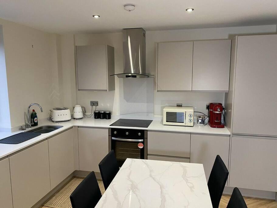 Apartment ☆ Igloo Cityhills Central Retreat + Free Parking ☆ *