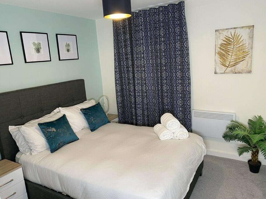 ☆ Igloo Cityhills Central Retreat + Free Parking ☆ * Leeds (West Yorkshire)