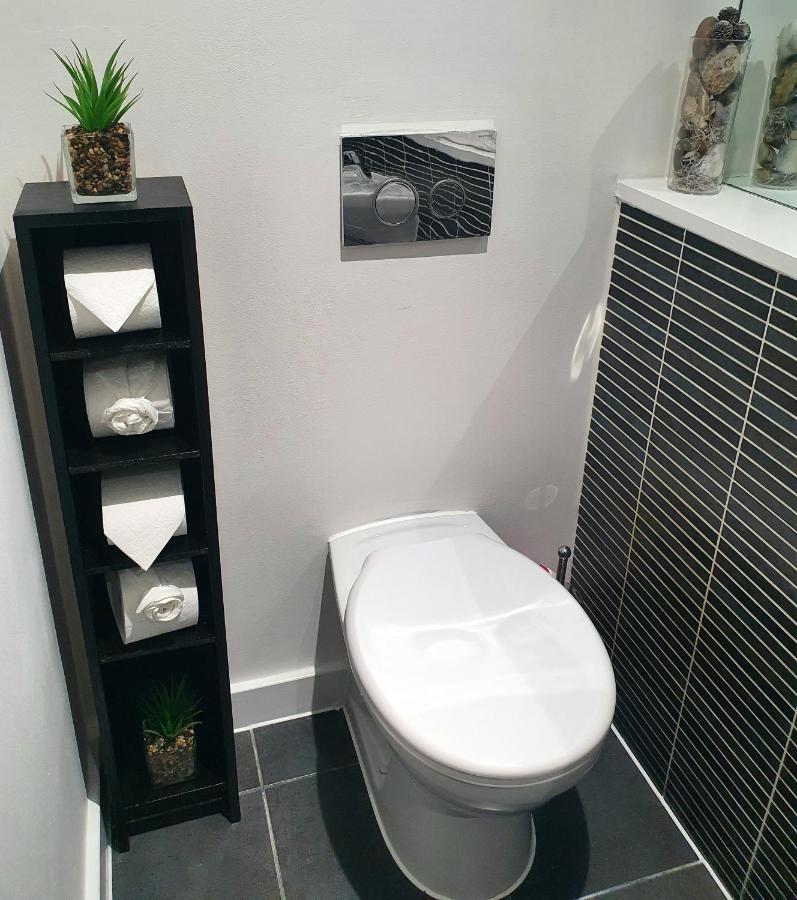 Serviced Leeds (West Yorkshire)