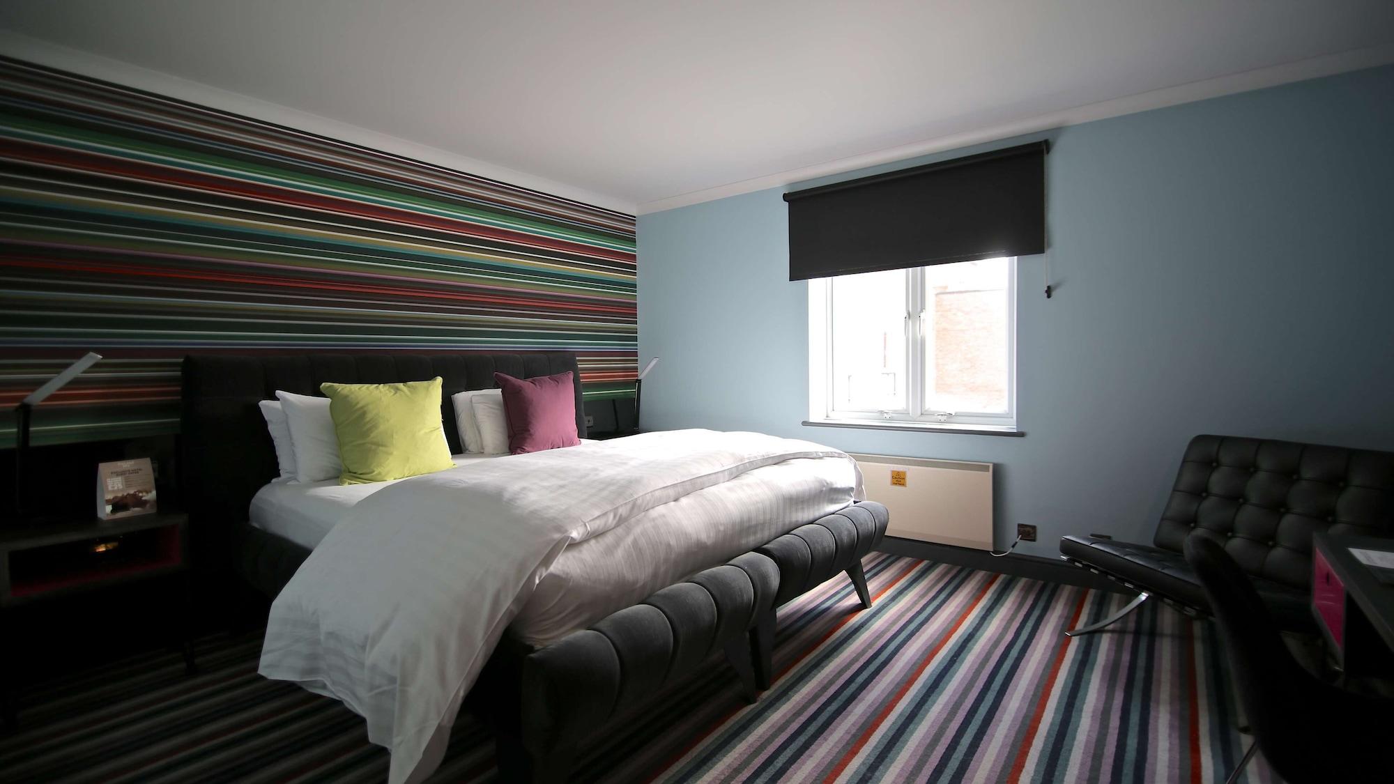 Hotel Village Leeds North 3*