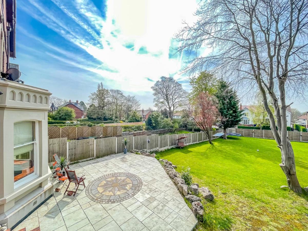 Holiday home *o* O.manor Setup For Your Amazing Relaxed With Free Parking & Fast Free Wifi *o* *