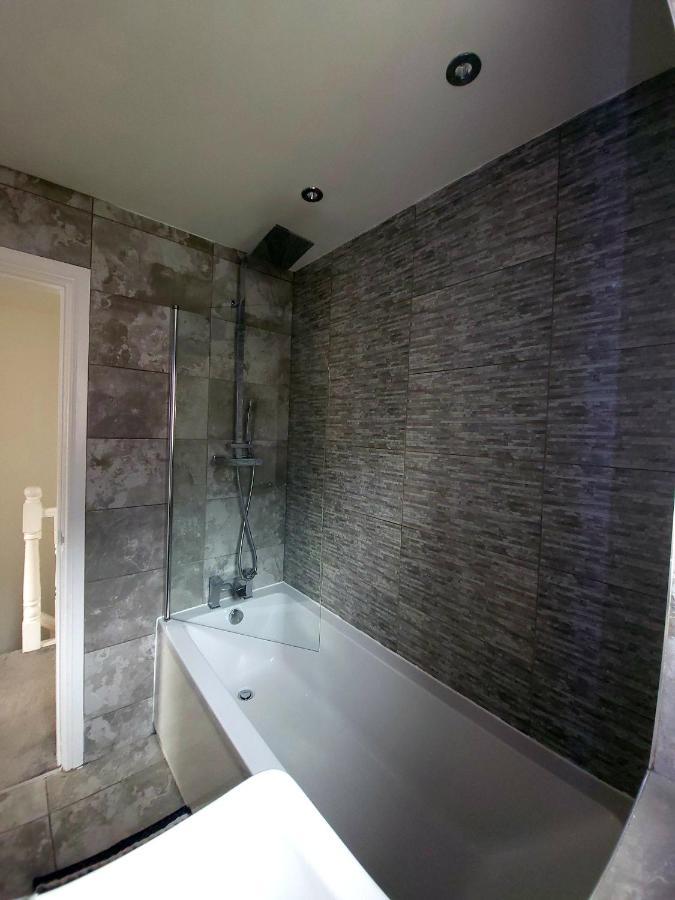 Luxurious 2 Bed House Apartment