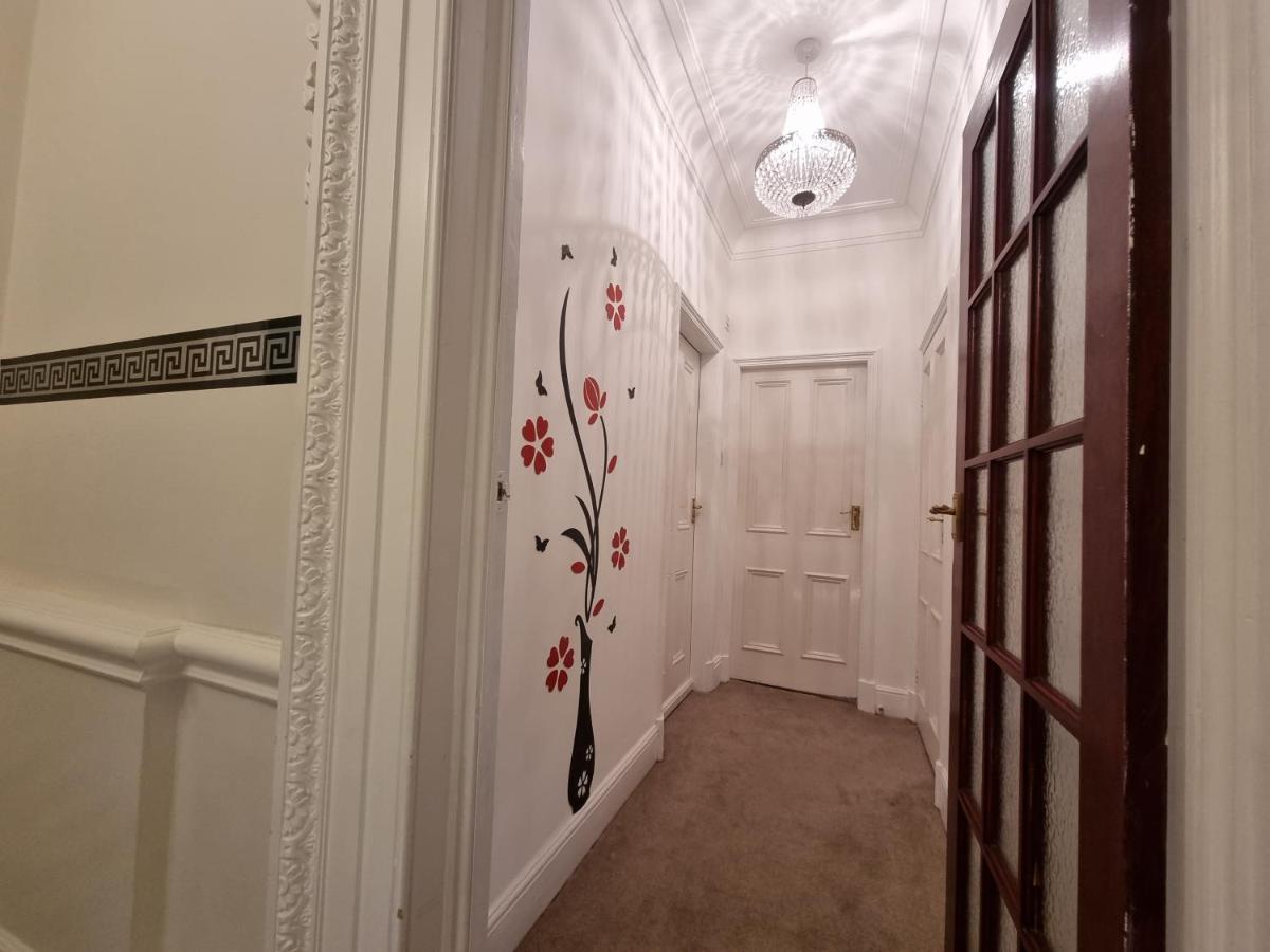 *o* O.manor Setup For Your Amazing Relaxed With Free Parking & Fast Free Wifi *o* Holiday home Leeds (West Yorkshire)