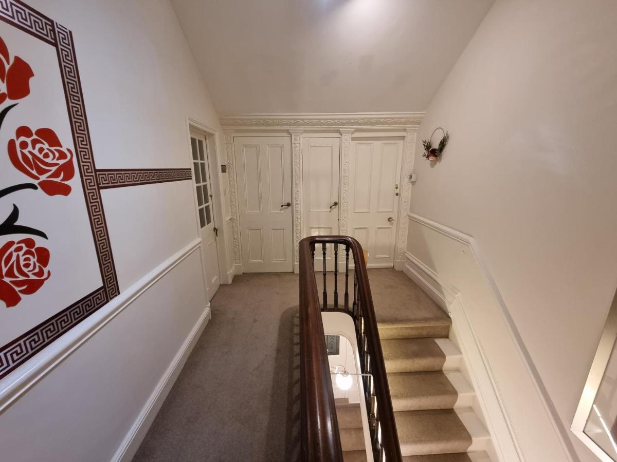 *o* O.manor Setup For Your Amazing Relaxed With Free Parking & Fast Free Wifi *o* Holiday home