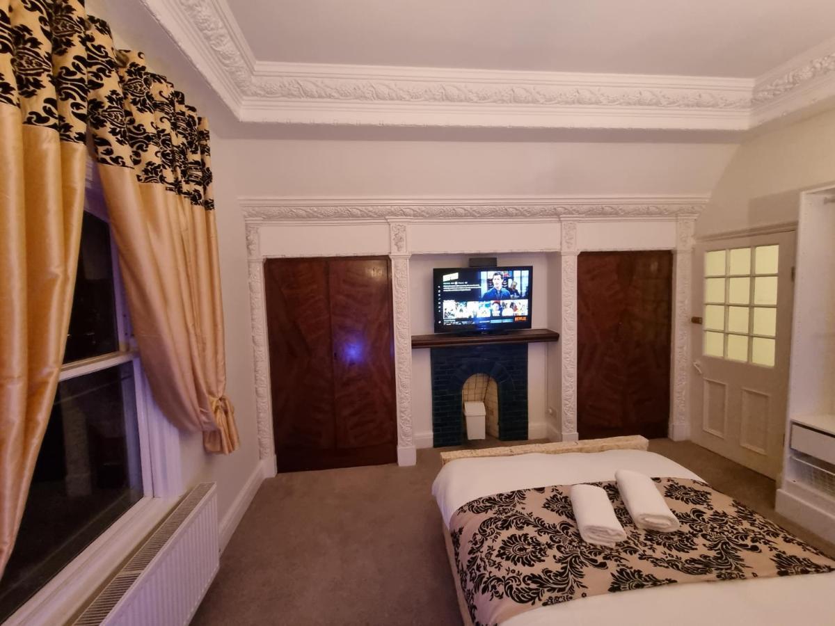 *o* O.manor Setup For Your Amazing Relaxed With Free Parking & Fast Free Wifi *o* Holiday home Leeds (West Yorkshire)
