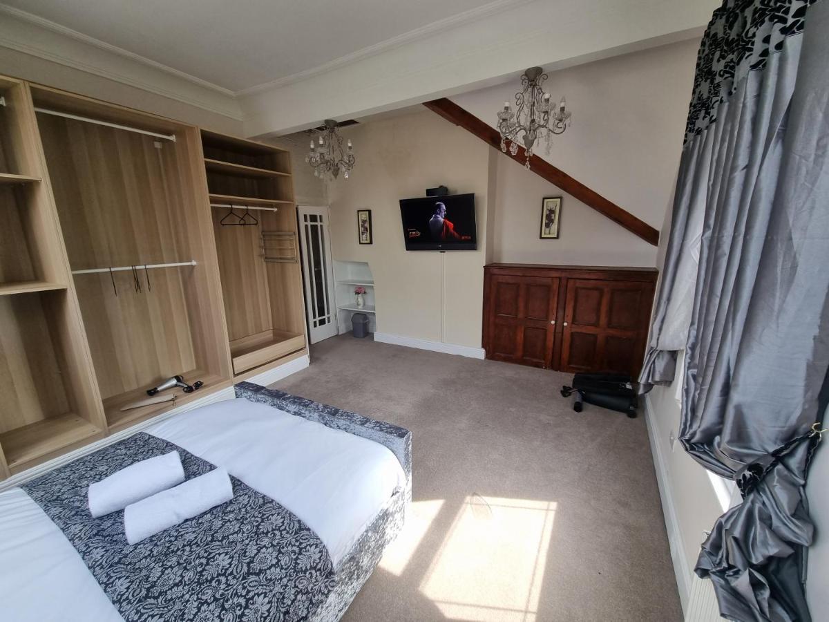 *o* O.manor Setup For Your Amazing Relaxed With Free Parking & Fast Free Wifi *o* Holiday home Leeds (West Yorkshire)