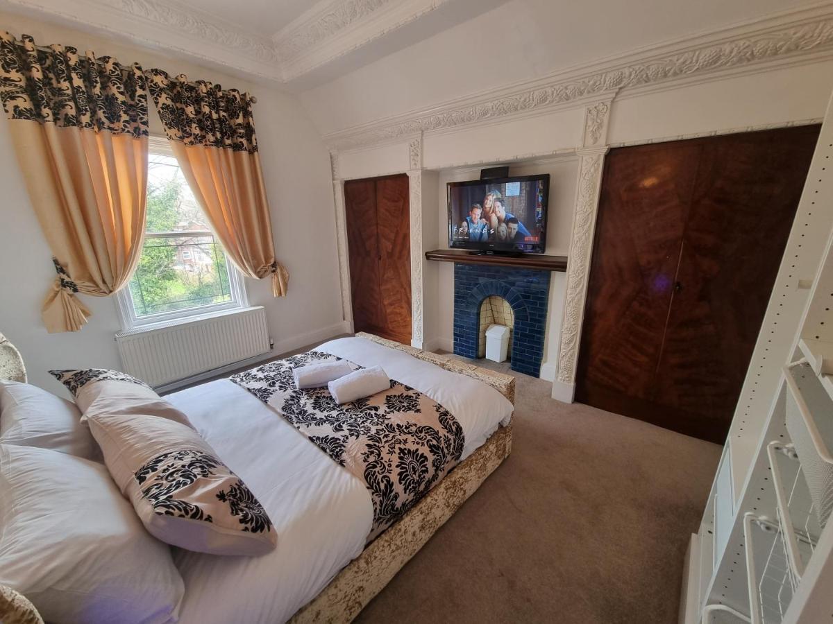 *o* O.manor Setup For Your Amazing Relaxed With Free Parking & Fast Free Wifi *o* Holiday home Leeds (West Yorkshire)