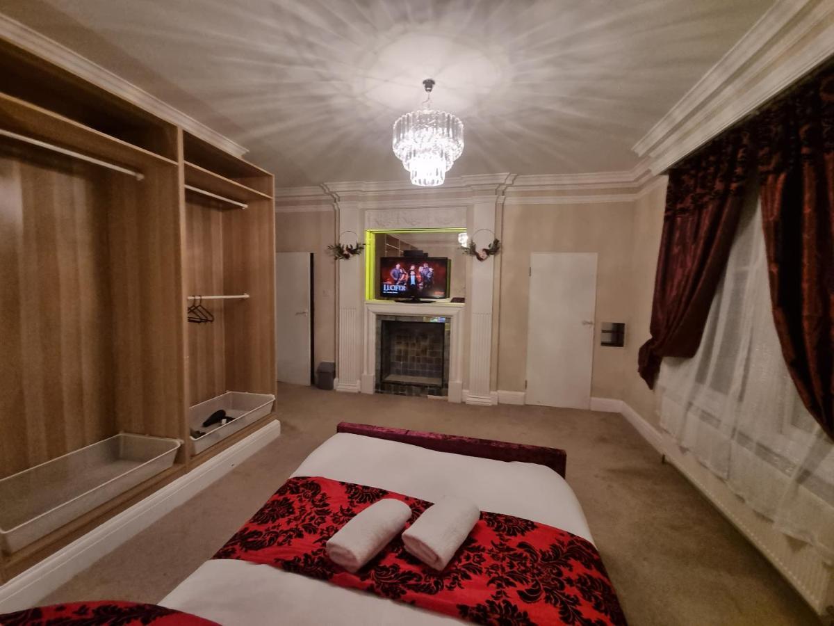 *o* O.manor Setup For Your Amazing Relaxed With Free Parking & Fast Free Wifi *o* Holiday home Leeds (West Yorkshire)