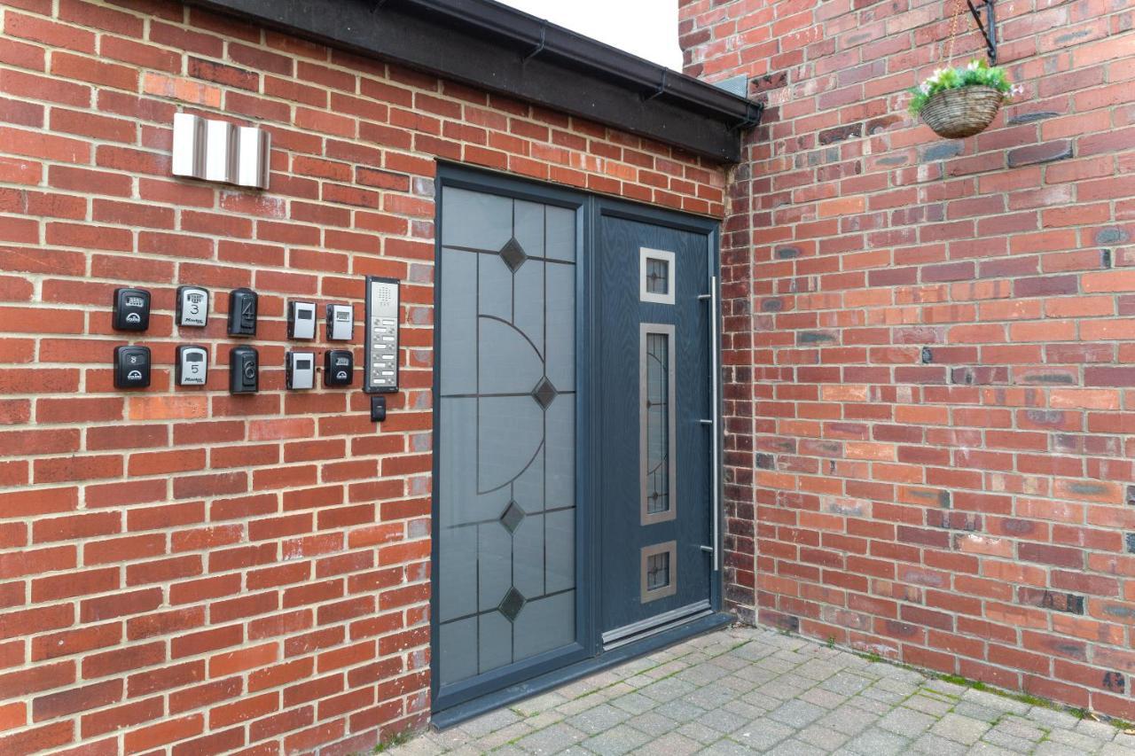 Apartment Modern Close To City Centre With Parking