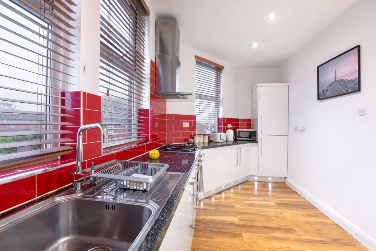 Modern Close To City Centre With Parking Apartment *