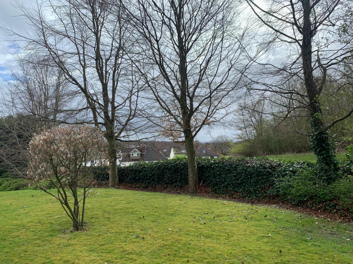 Apartment Headingley-weetwood Stunning Set In Beautiful Grounds Leeds (West Yorkshire)