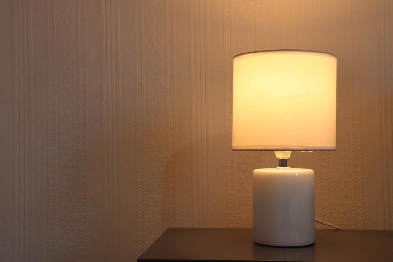Apartment Spacious & Comfortable 3 Bedroom House - Free Wifi & Free Parking *