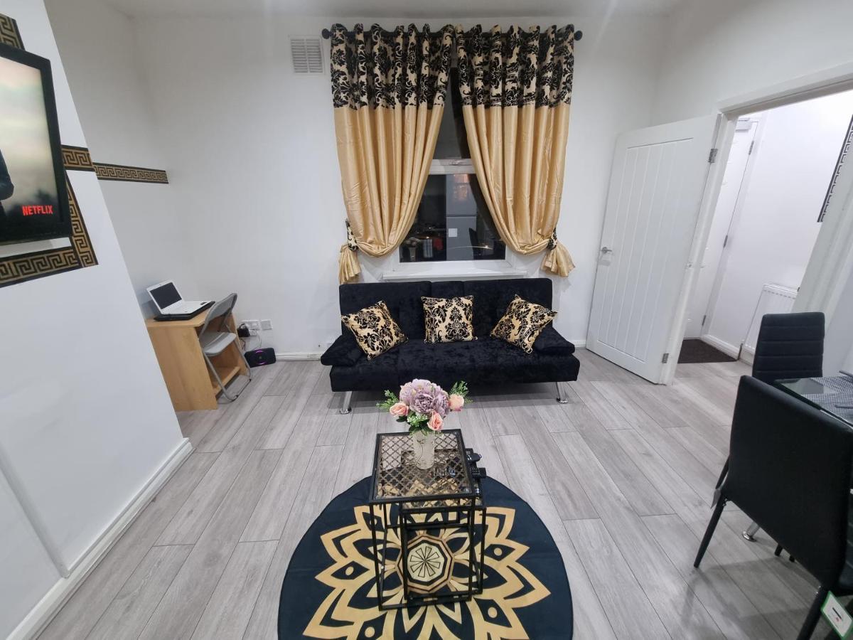 *a!s* Setup For Your Amazing Relaxed + Free Parking + Free Fast Wifi * Holiday home *