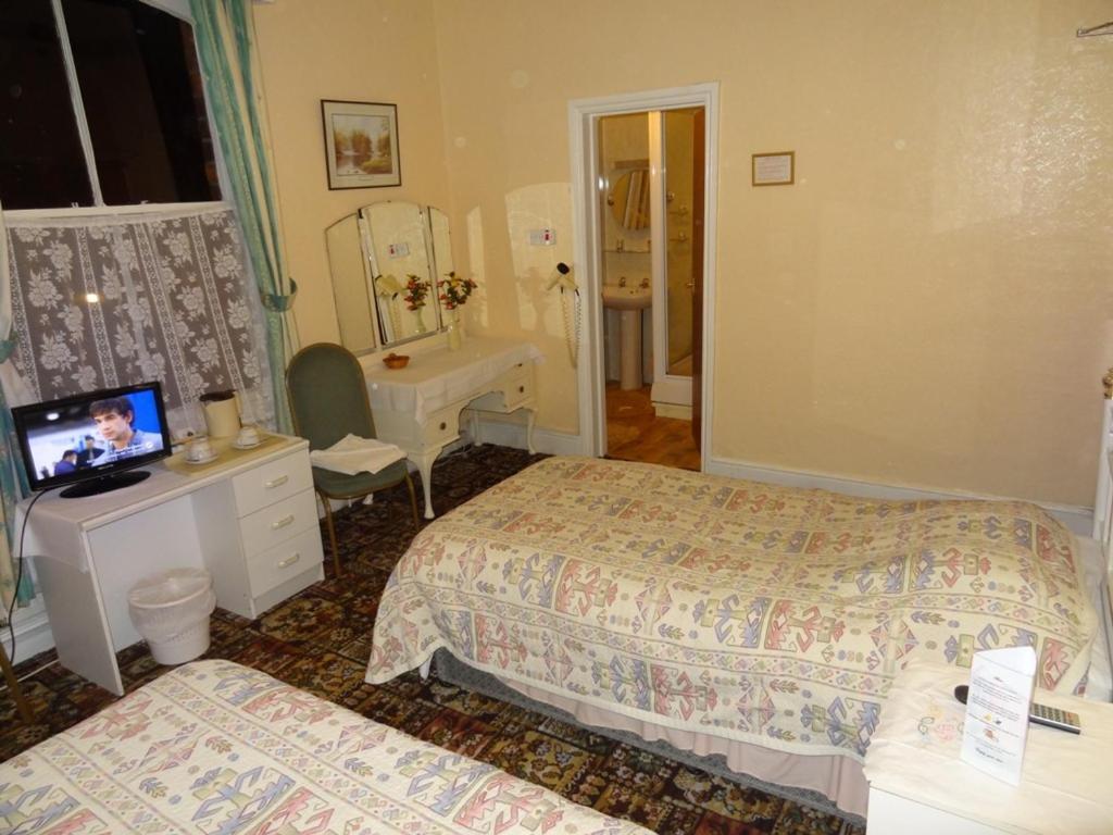 Hotel Oak 3*