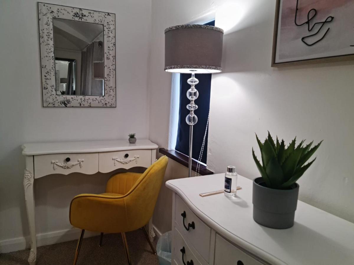 Holiday home Immaculate 3-bed House In Middleton Leeds (West Yorkshire)
