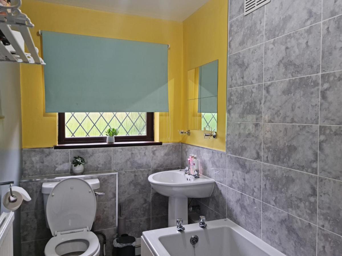 Immaculate 3-bed House In Middleton Holiday home Leeds (West Yorkshire)