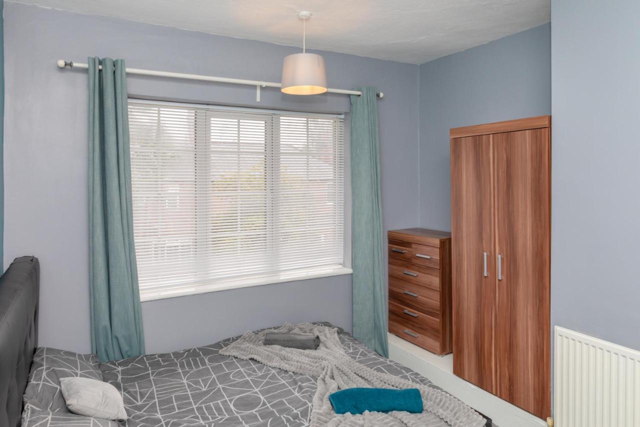 Apartment Leeds Centre Spacious House Free Parking And Wi-fi *