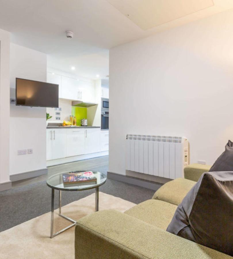 Vibrant Rooms For Students Only, Leeds - Sk Hostel Leeds (West Yorkshire)