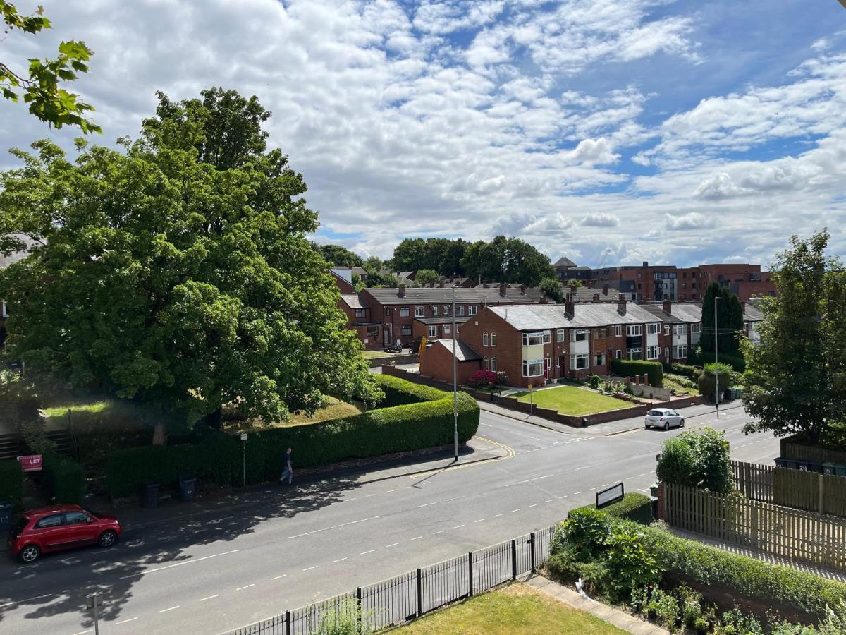 Rosebank House * Leeds (West Yorkshire)