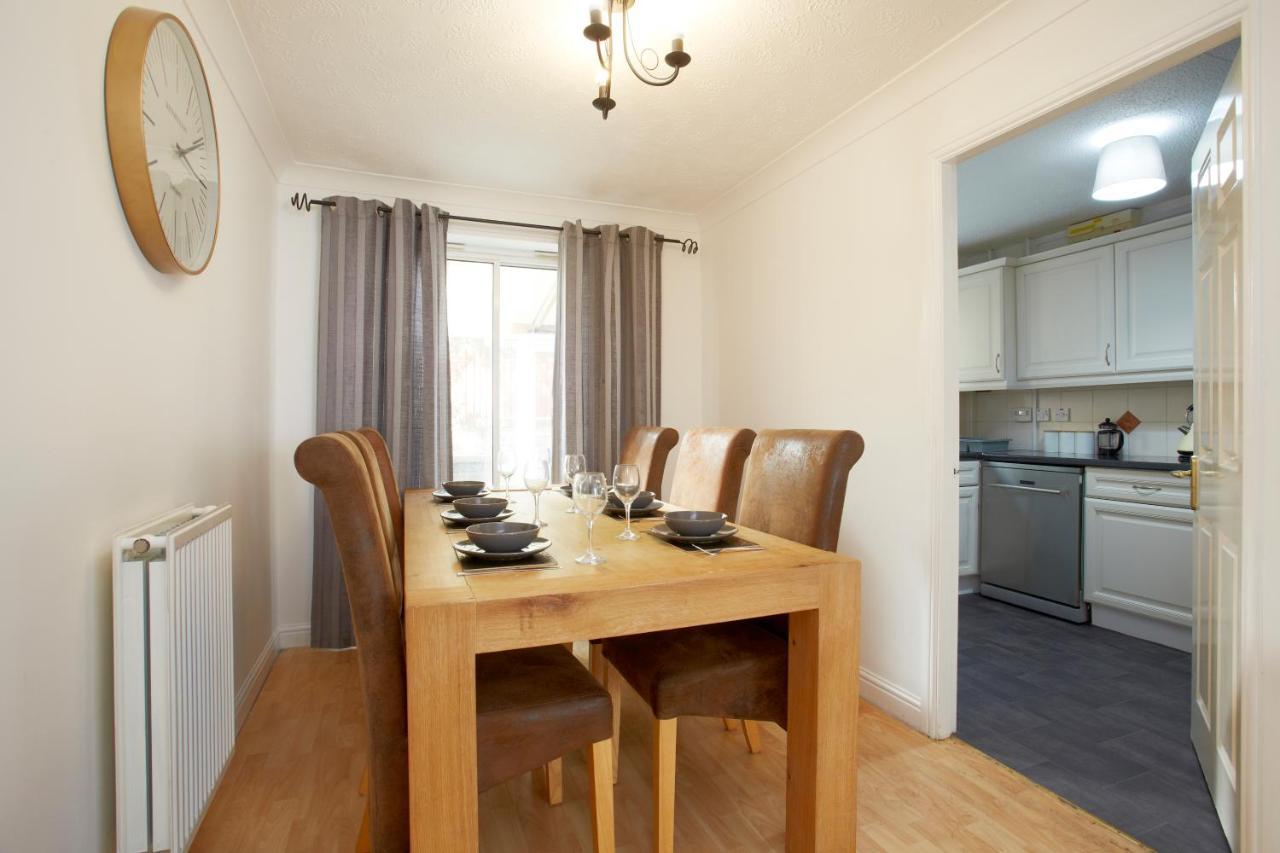 Haven House Detached * Leeds (West Yorkshire)