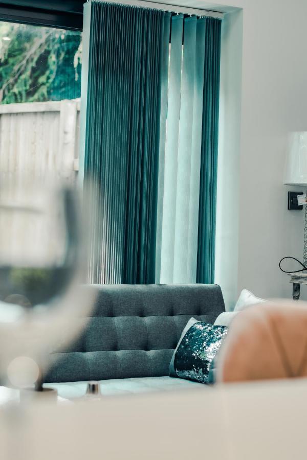 Bv Luxury 3 Bedroom Townhouse At Bed Cliff Oaks Apartment