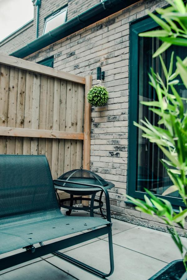 Bv Luxury 3 Bedroom Townhouse At Bed Cliff Oaks Apartment Leeds (West Yorkshire)