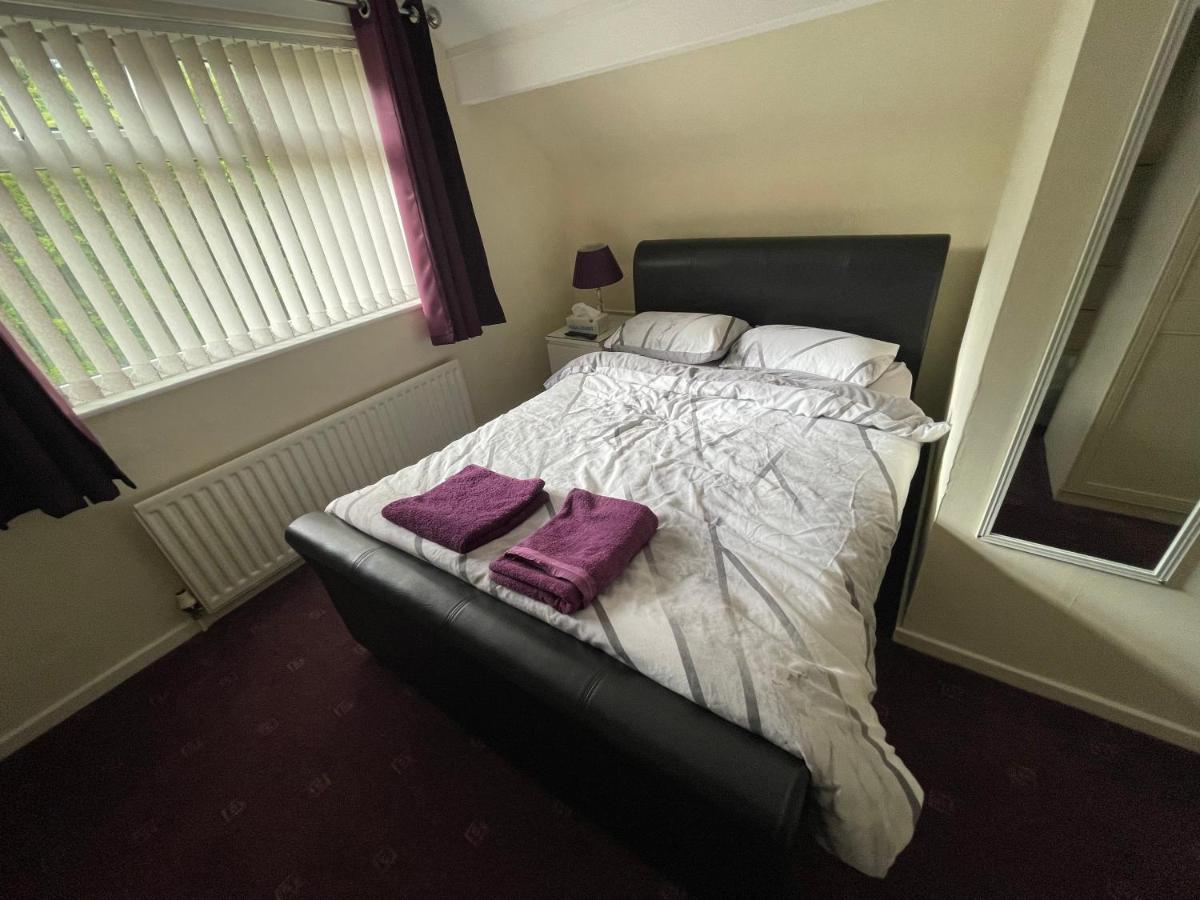 Beautiful 3 Bedroom House Holiday home *