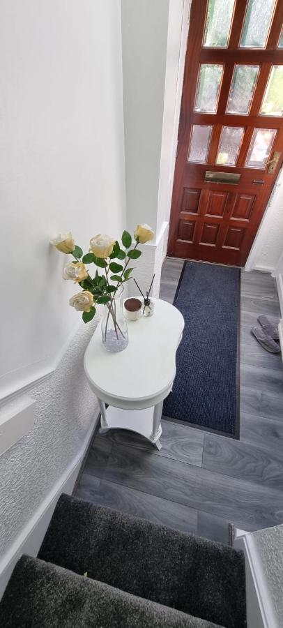 Glamorous With Wifi And Netflix Leeds (West Yorkshire)