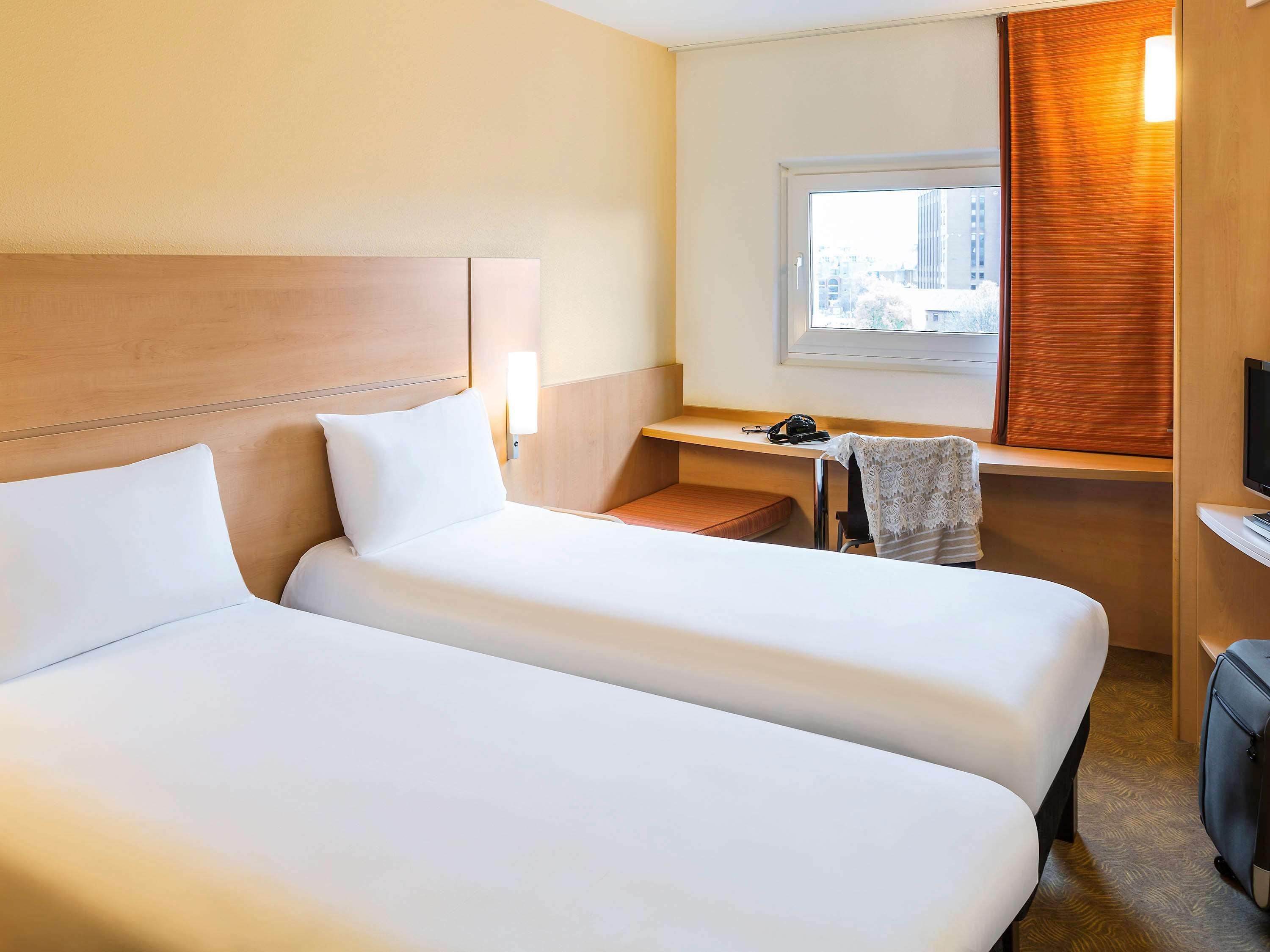 Hotel Ibis Leeds Centre Marlborough Street 2*