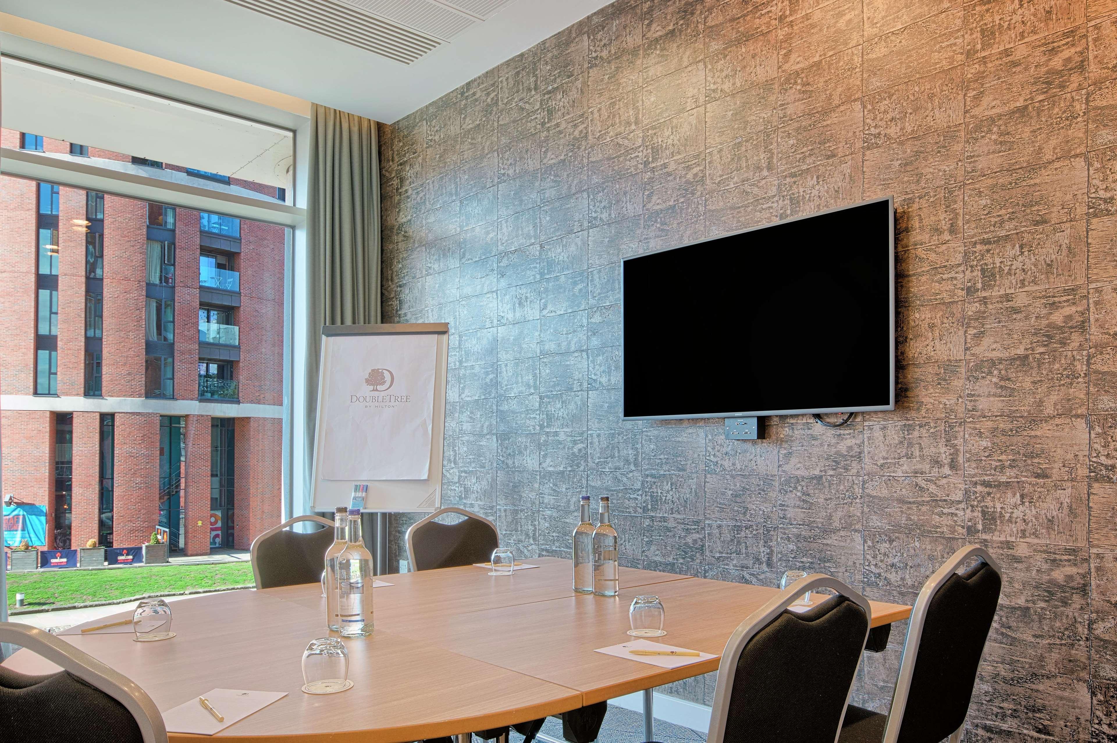 Doubletree By Hilton Leeds Hotel 4*