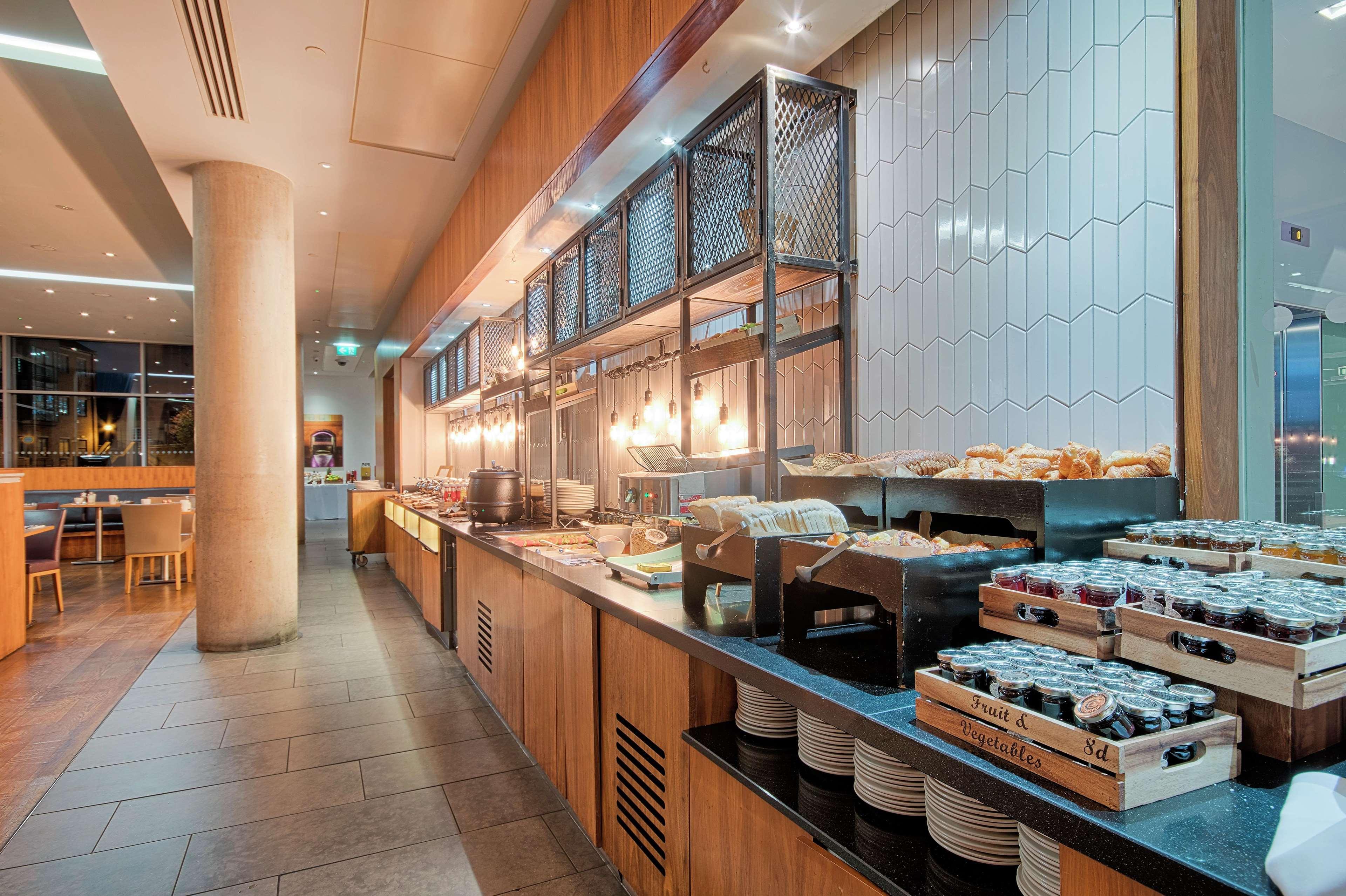 Doubletree By Hilton Leeds Hotel