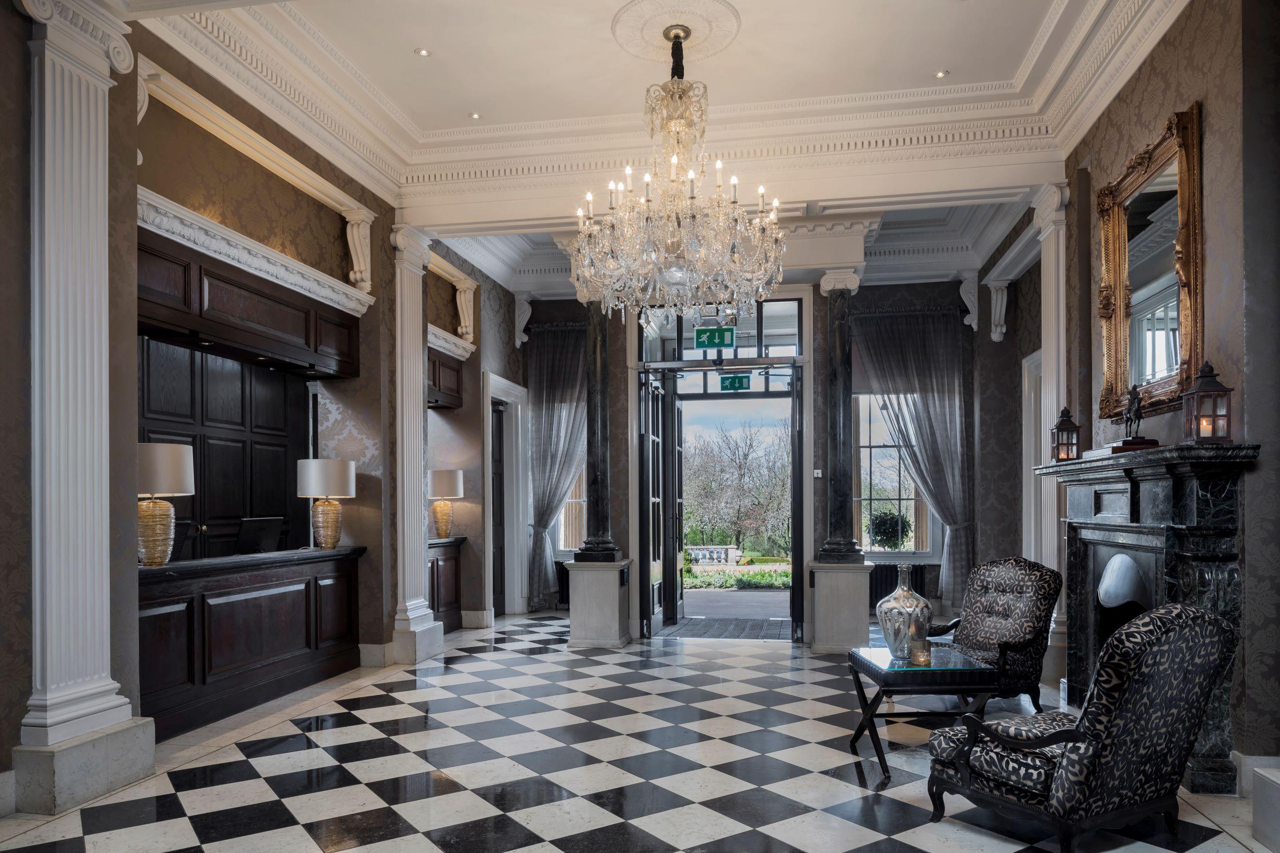 Oulton Hall Hotel, & Golf 4*