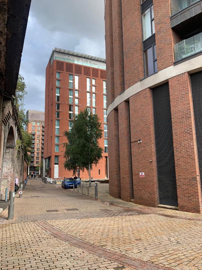2 Bed In Granary Wharf Leeds Apartment