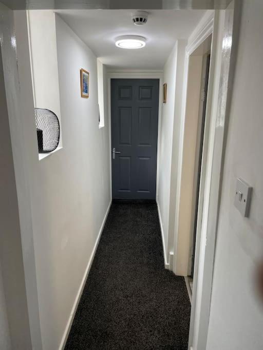 Luxury * Leeds (West Yorkshire)
