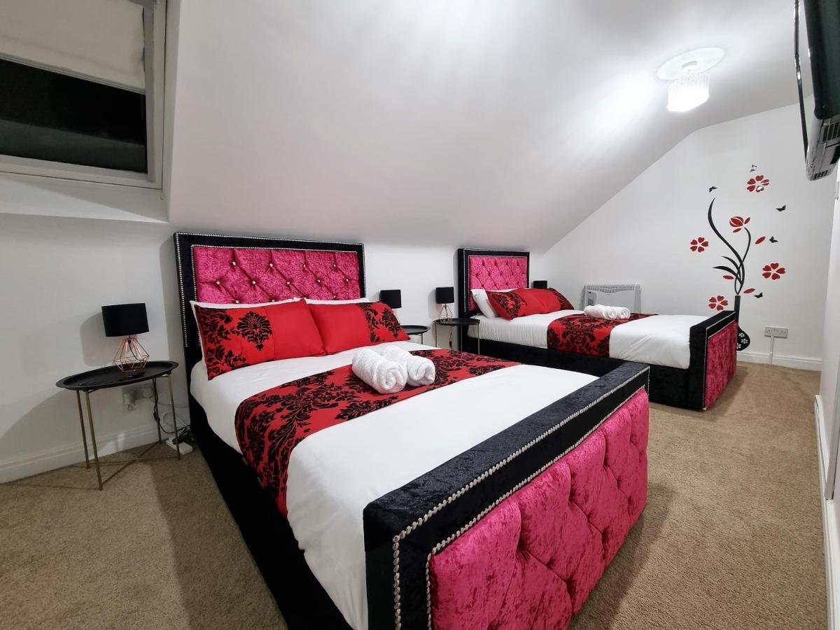 *f43nh* Setup For Your Relaxed & Cosy + Free Parking + Free Fast Wifi * Leeds (West Yorkshire)