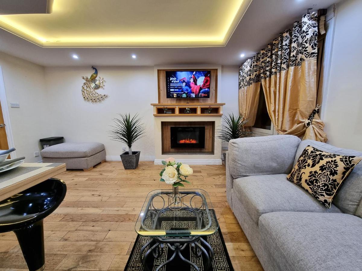 *f43nh* Setup For Your Relaxed & Cosy + Free Parking + Free Fast Wifi * Apartment *