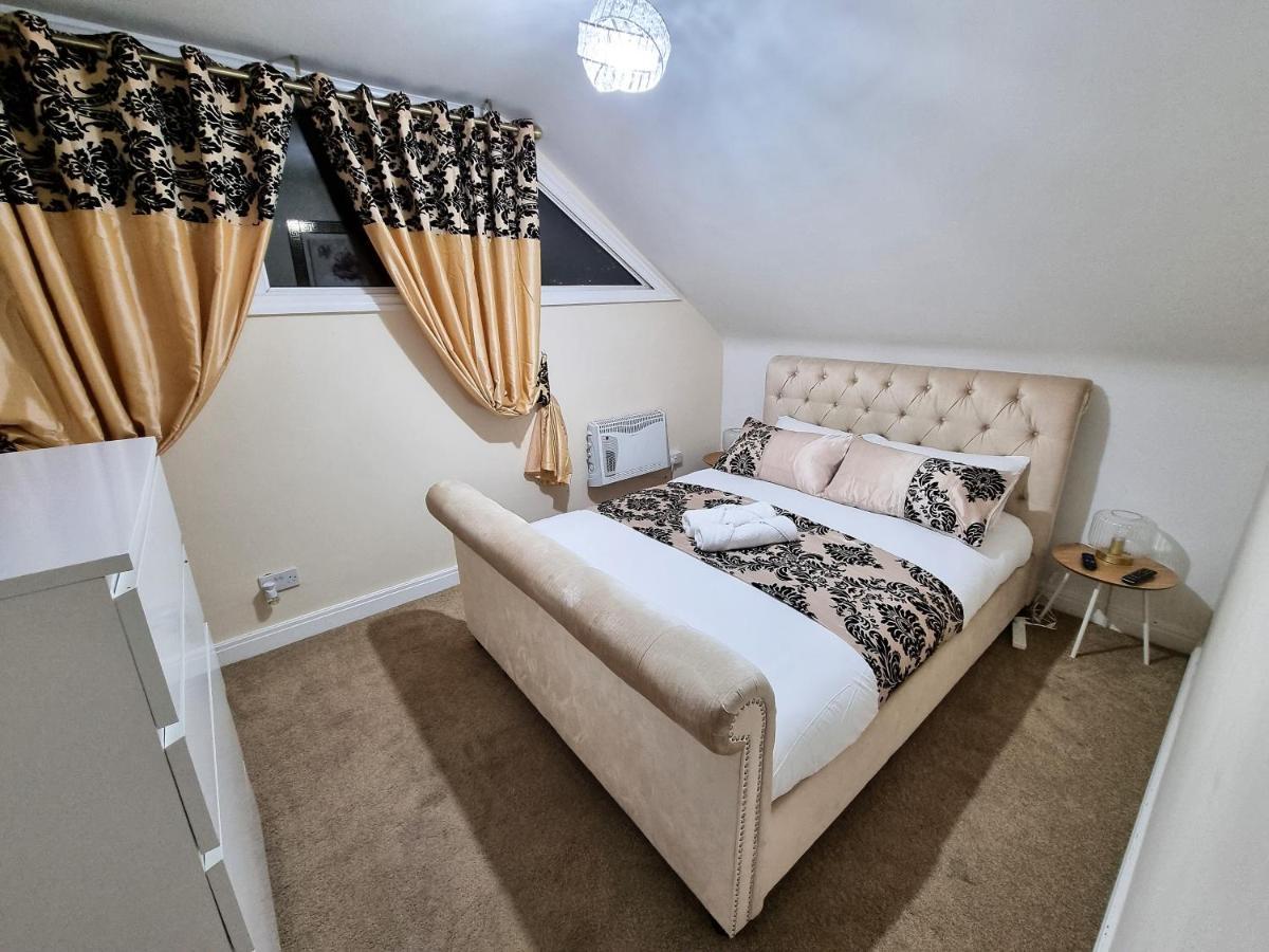 *f43nh* Setup For Your Relaxed & Cosy + Free Parking + Free Fast Wifi * * Leeds (West Yorkshire)
