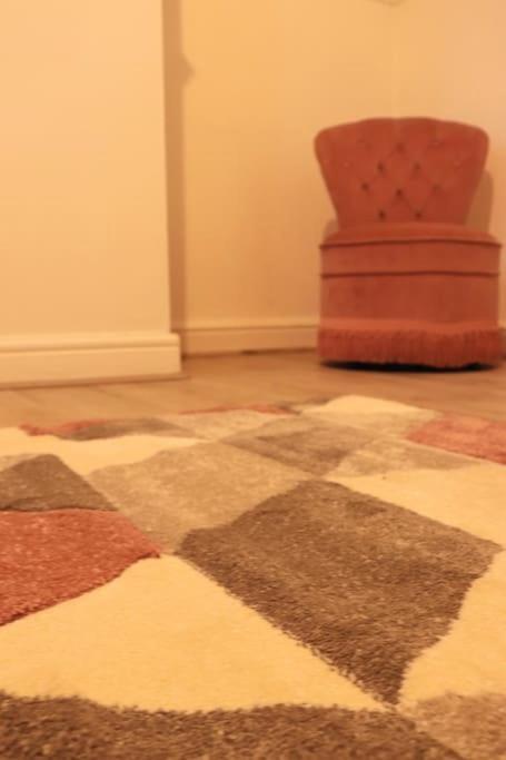 Cozy Family With Free Parking And Wifi * Leeds (West Yorkshire)