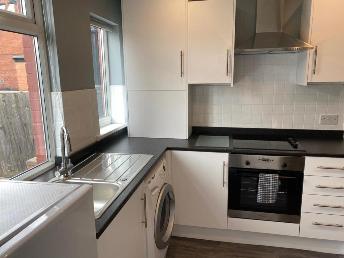 Cheerful 3 Bedroom Townhouse *