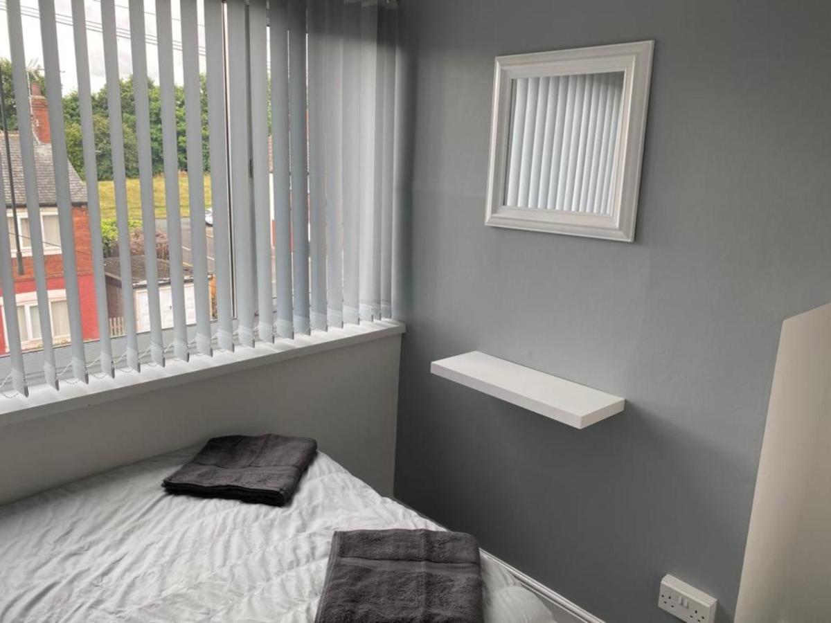 Cheerful 3 Bedroom Townhouse *