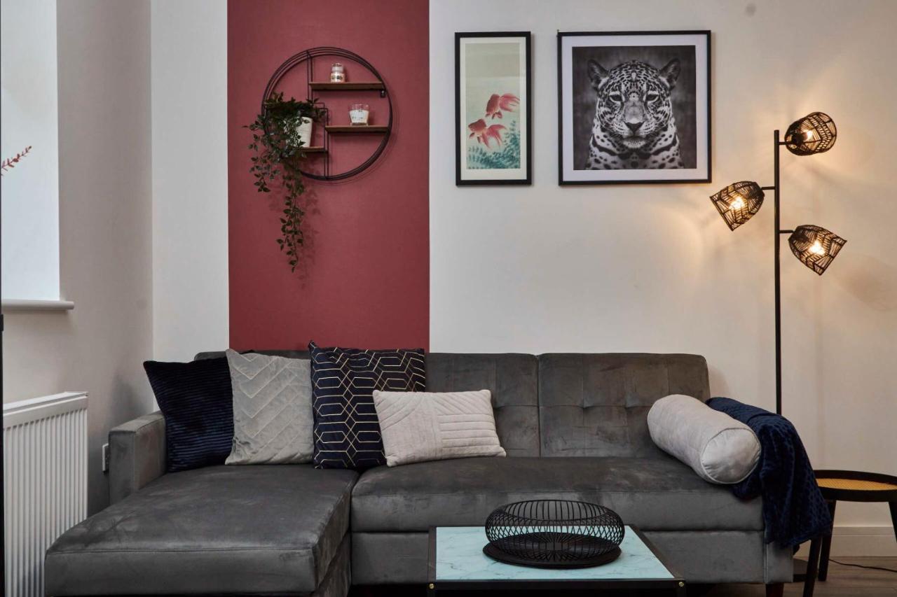 Homebird - Salisbury House Holiday home Leeds (West Yorkshire)