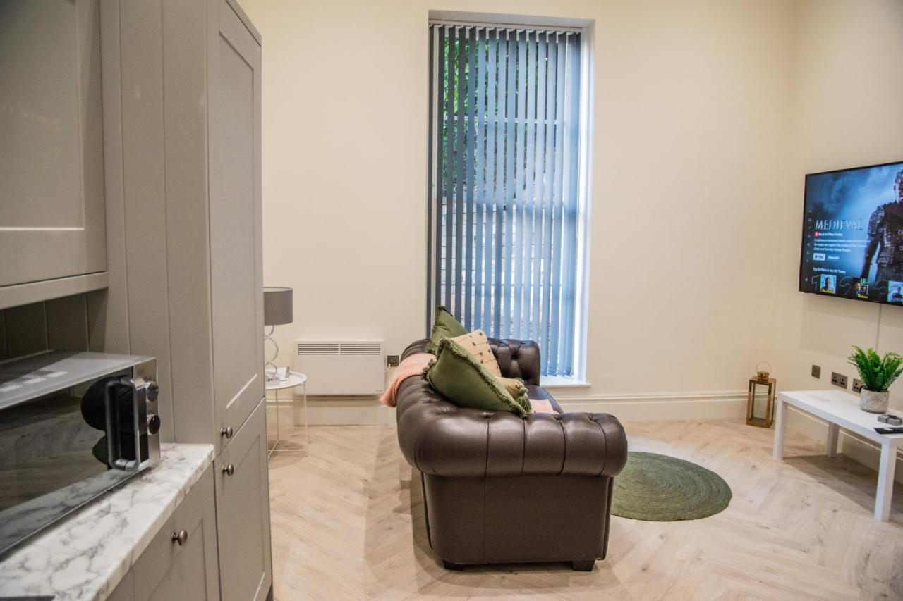 Bv Lux 1 Bedroom At Leeds Cliff Oak Mansion House Apartment