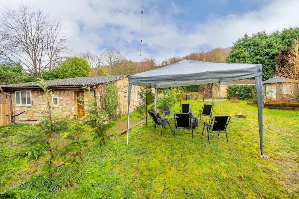Holiday home *c.sani* Setup For Your Relaxed & Amazing + Free Parking + Free Fast Wifi * Leeds (West Yorkshire)