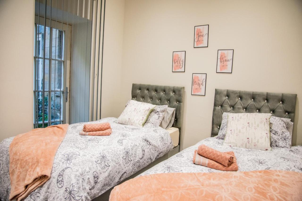 Bv Lux 1 Bedroom At Leeds Cliff Oak Mansion House Leeds (West Yorkshire)