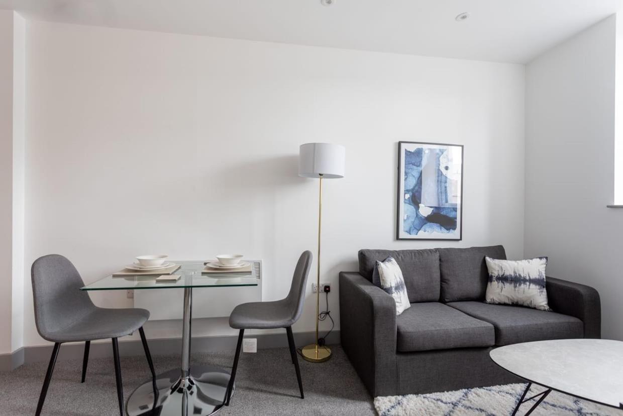 Contemporary 1 Bedroom Leeds *