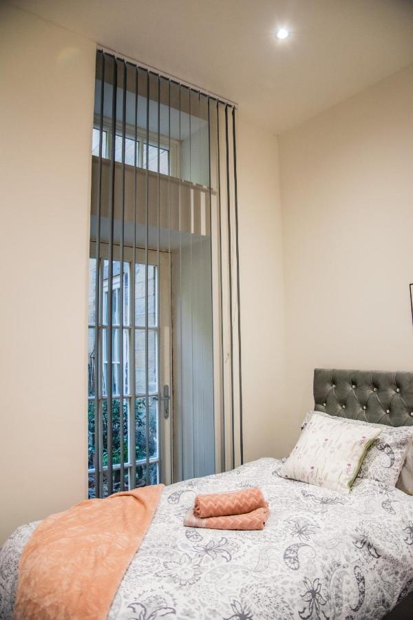Apartment Bv Lux 1 Bedroom At Leeds Cliff Oak Mansion House *