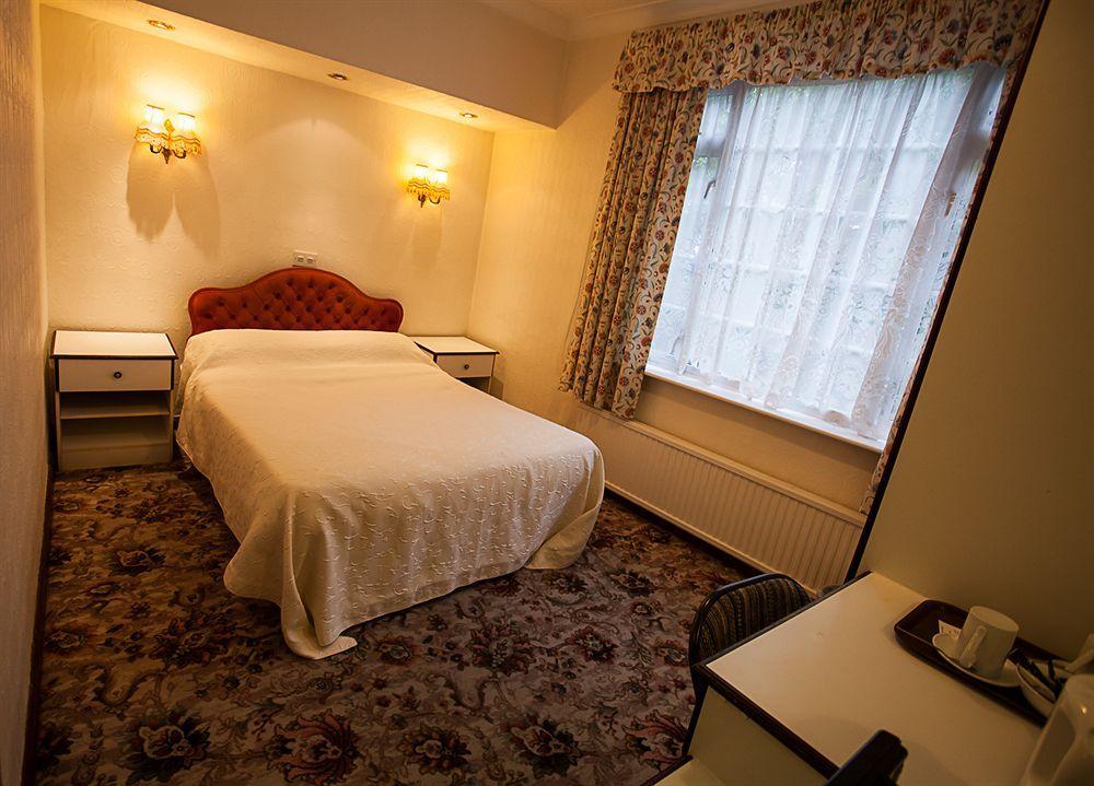 Hotel The Avenue