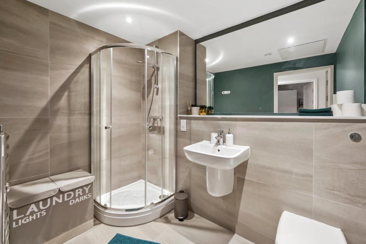 Beautiful Boutique Gem In Leeds - Sleeps 2 *