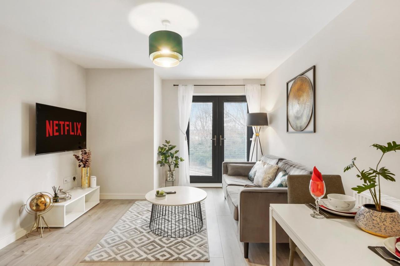 Beautiful Boutique Gem In Leeds - Sleeps 2 Apartment *