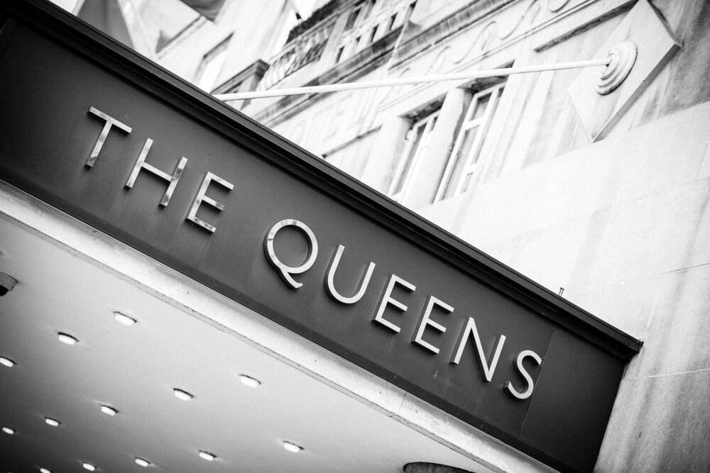 Hotel The Queens 4*